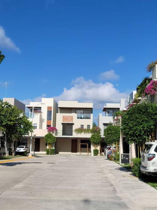 Amazing Dream Home In Gated Community Playa del Carmen Bagian luar foto